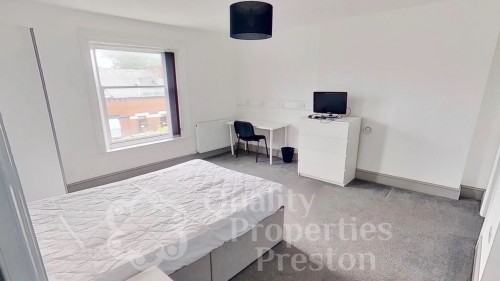 Arrange a viewing for Fishergate Hill, Basement Flat, Basement Flat, PRESTON, Lancashire PR1 8JE