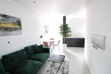 image of 6, City Bridge Apartments