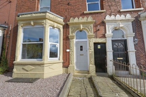 Arrange a viewing for Brackenbury Road, Preston